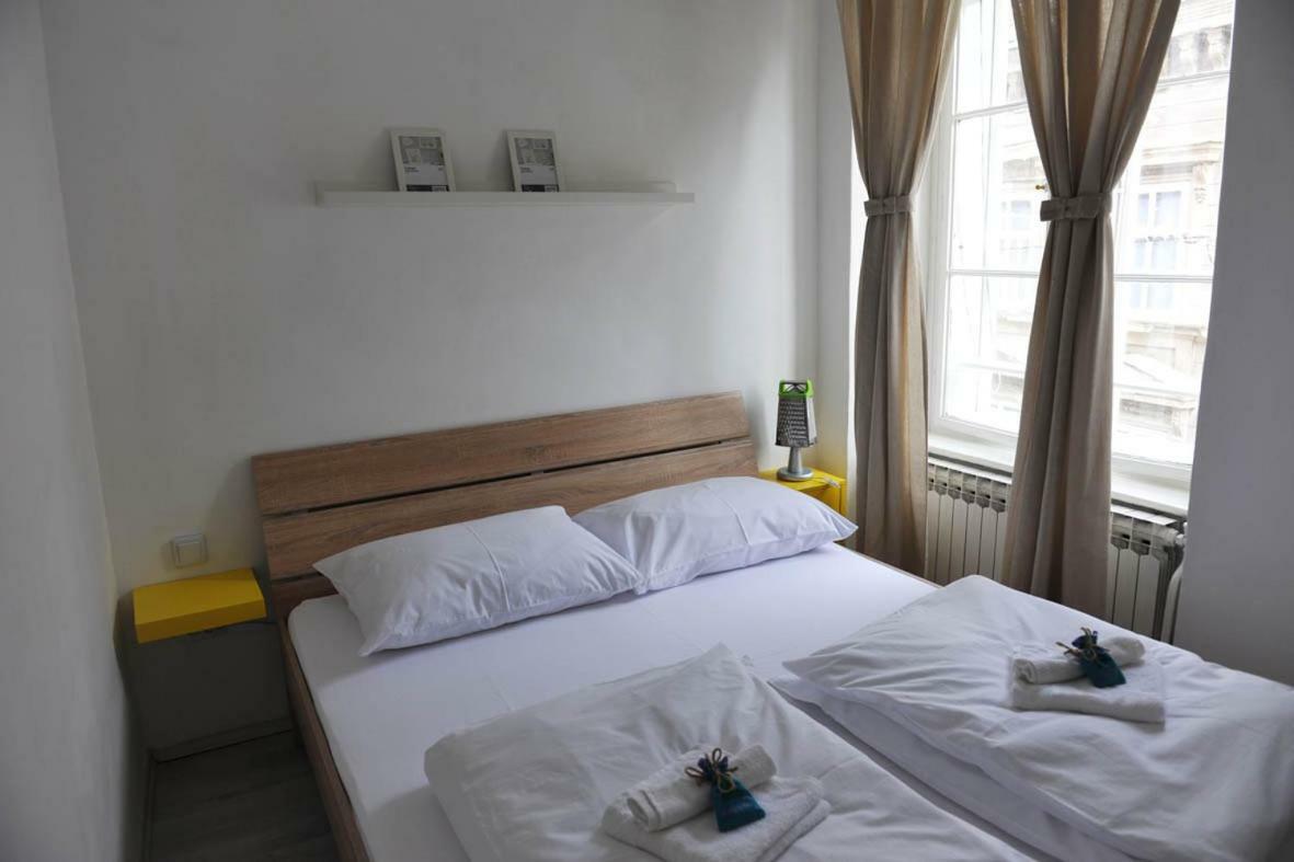 Apartment Bobi City Centre ซาเกร็บ ภายนอก รูปภาพ